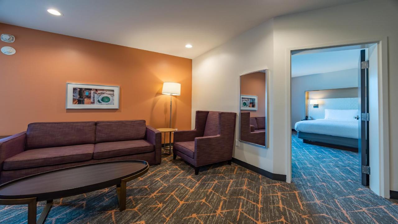 Courtyard By Marriott Atlanta Dunwoody Ξενοδοχείο Εξωτερικό φωτογραφία